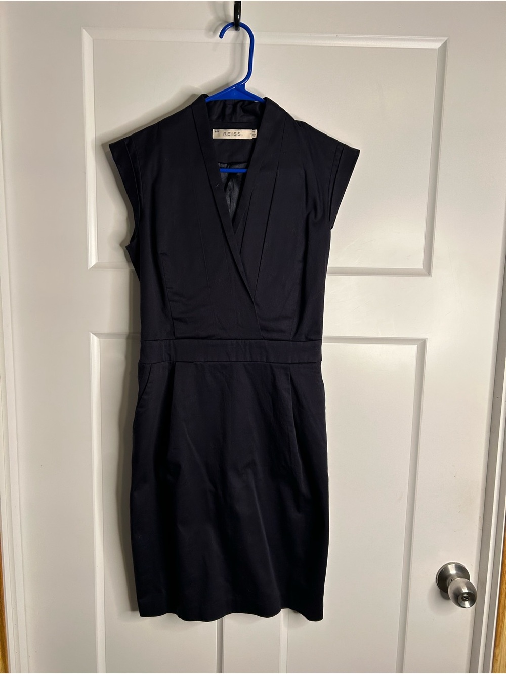 Reiss Women’s Size 4 Sleeveless Dress Knee Length Navy Pockets 3702